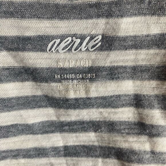Aerie Gray & White Striped Racerback Crop Tank Top Size S Loose Fit - Picture 4 of 4